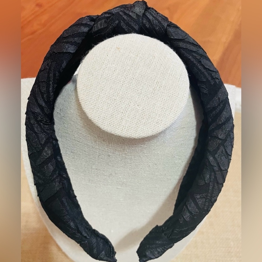NEW Black Textured Headband